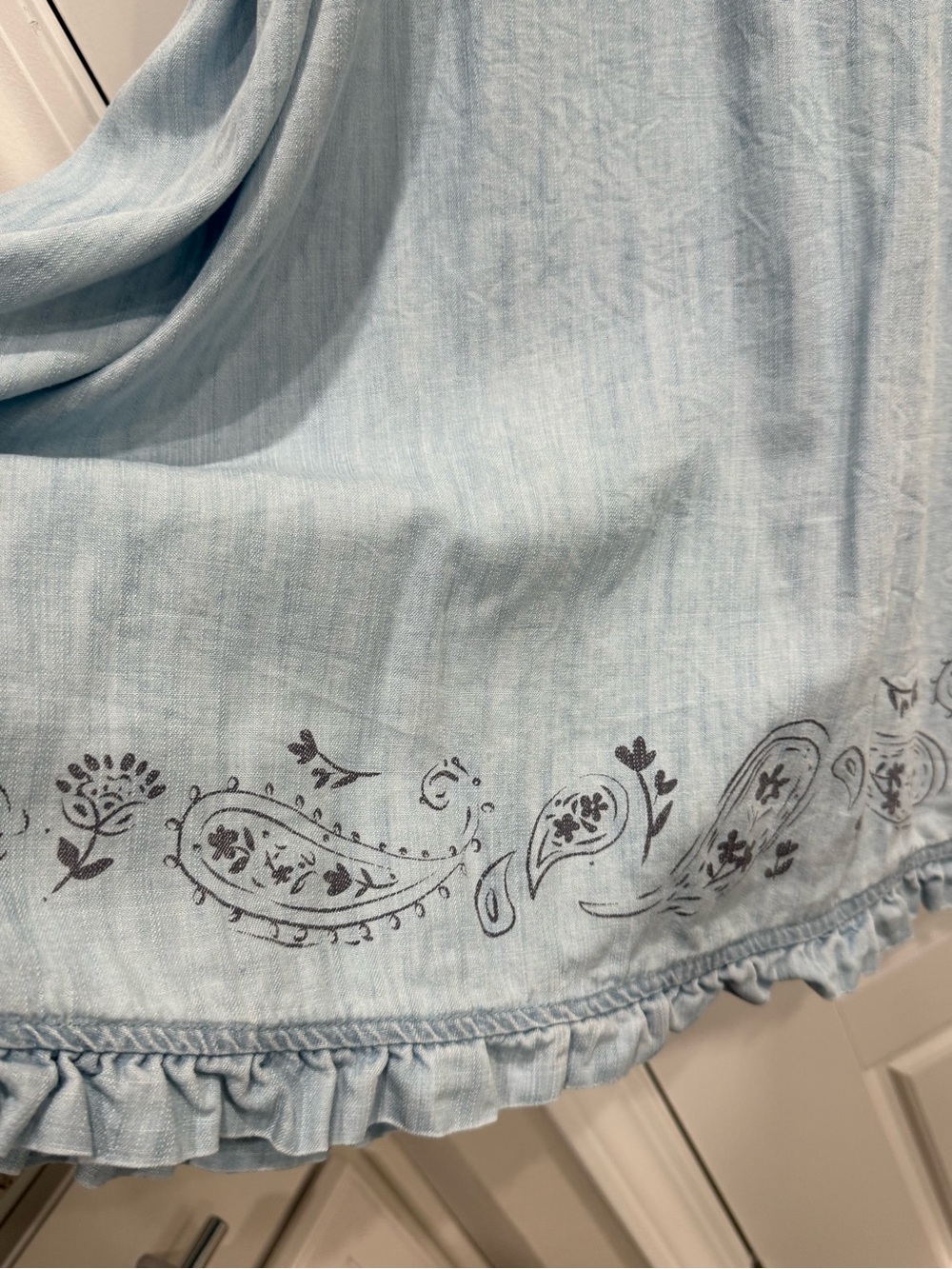Ariat Women’s Western Aloha Light Denim Dress - Picture 5 of 9